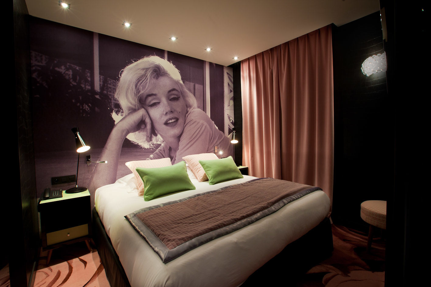 Platine Hotel Paris Phòng bức ảnh